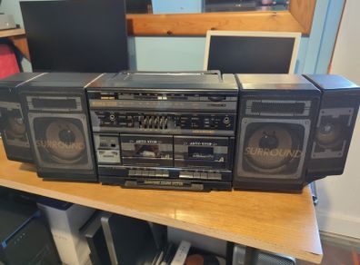 Vintage/retro 1980's Stereo TriStar RR5680