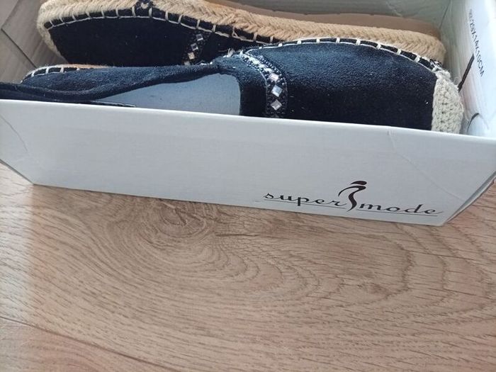 black faux suede Espadrilles size 39