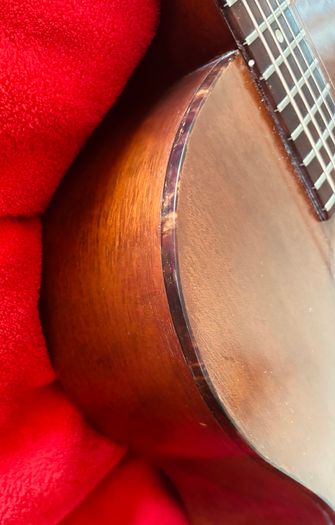 Vintage 1968 Gibson LG0