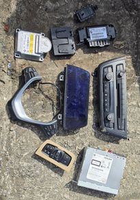 Bmw F30 screen and modules