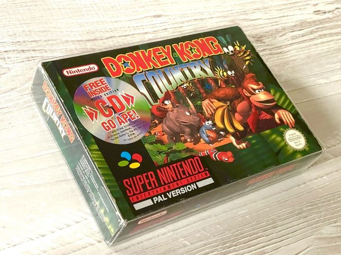 SNES Donkey Kong Country Boxed with Go Ape CD