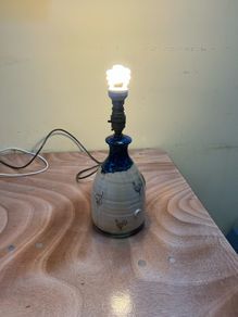 Pottery table lamp