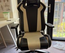 KING XL Black & White PVC Leather, Gaming + office chair