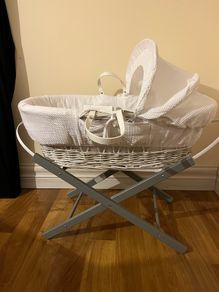 baby moses basket & stand