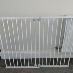 Safety gate