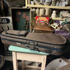 violin case
