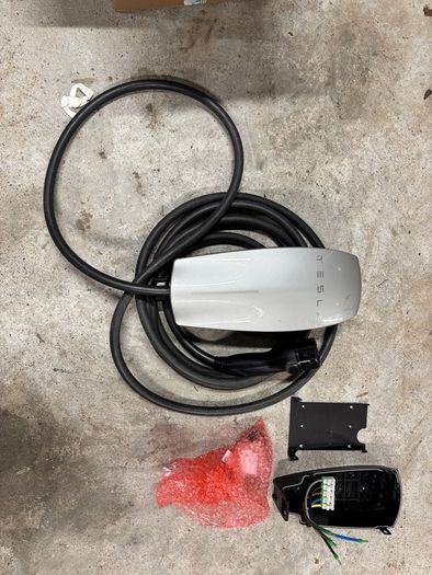 Tesla Charger