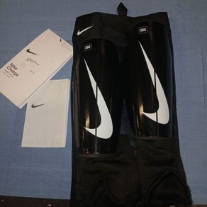 Nike Charge shin guards