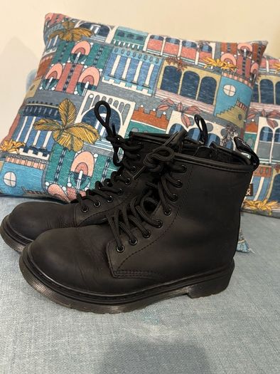 dr Martens uk2