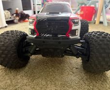 Arrma Granite 223s 4x4