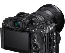 Sony A7v