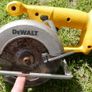 DEWALT DW936 Cordless Trim Saw +charger - works well Image 7