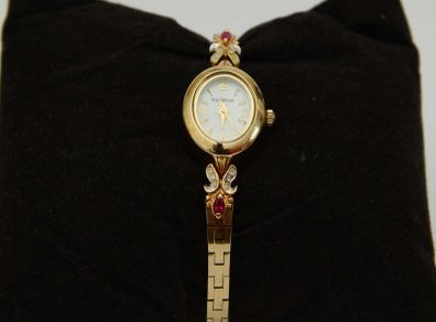 Ladies Elgin II gold Quartz watch