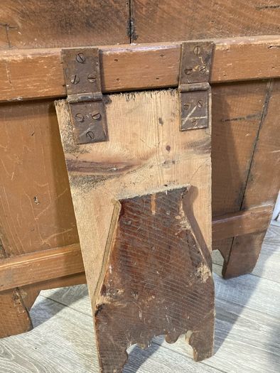 Antique Shop Counter Stand
