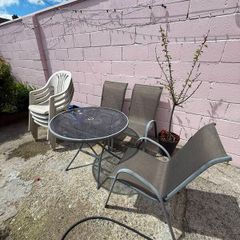 Garden Table + Chairs