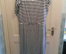 Navy and white maxi dress 18 to 12 tags
