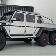 Autoart 118 - Model Race Car - Amg - Mercedes Benz G63 6x6 V8 (2013)