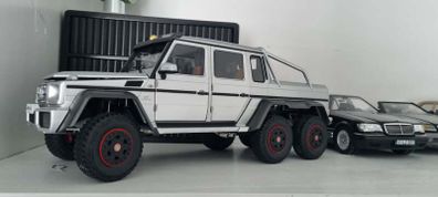Autoart 118 - Model Race Car - Amg - Mercedes Benz G63 6x6 V8 (2013)