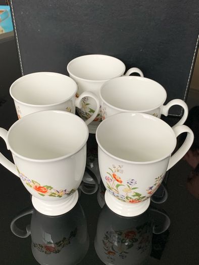Aynsley vintage set of 4 cups