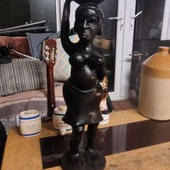 2ft African art  carving