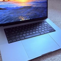 Apple MacBook Pro 16" 2022 (1TB SSD, M1 Pro, 16GB) Space Grey