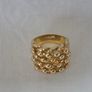 9-carat gold keeper's ring Image 6