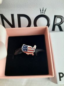 New genuine pandora USA charm