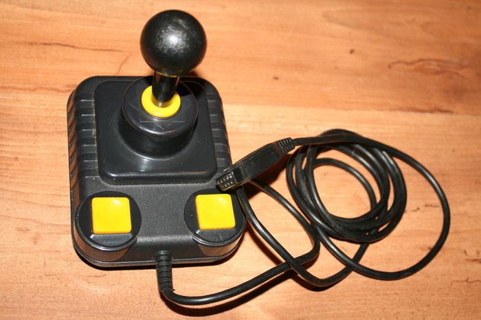 Zipstick Joystick and RARE The Lip Stik headphones Working C64, Amiga, Atari, Sinclair, Amstrad