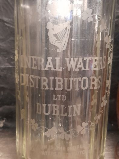 Beautiful Old Dublin Pub Syphon postage available or collection on all my items