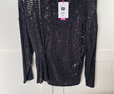 Dressy Savida brand new sequins top size large
