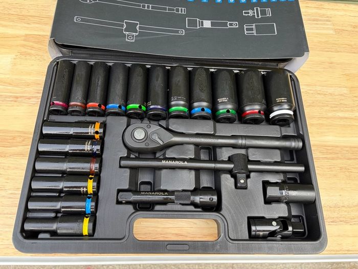 Brand New Manarola 23Pc 1/2" Deep Impact Socket Set 1/2" Ratchet