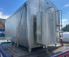 Milk tank