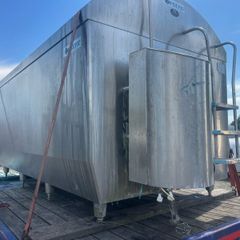 Milk tank