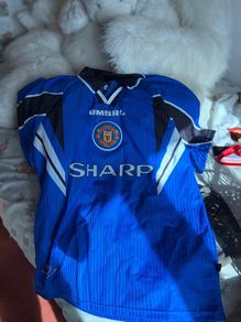 Retro Man Utd jersey