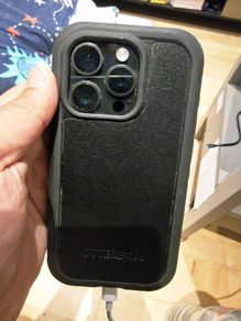 iphone 15 pro 128gb in excellent condition
