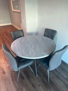 table and chairs hardly ever used