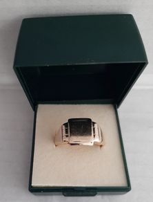 Gents gold tablet/Identity vintage ring