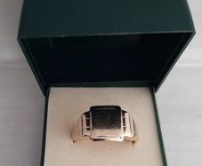 Gents gold tablet/Identity vintage ring