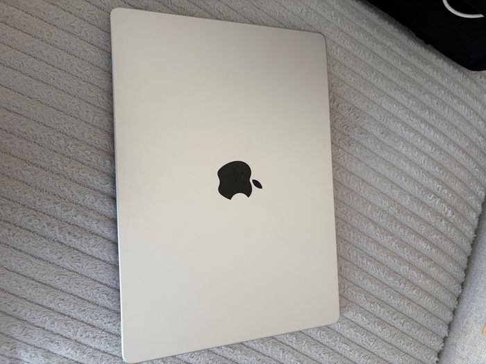 Macbook pro 14 M2 Pro