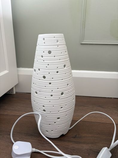 Belleek Living Table Lamp
