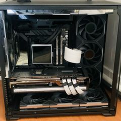 Asus Rog X670e Hero/cl28 32gbb Ddr5 + 7800x3d Custom Gaming Pc