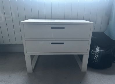 bed side locker