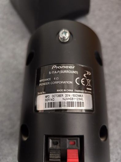 Sony TA-VE150 5.1 Amplifier, remote and 5 Pioneer Speakers