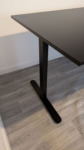 Large Surface Desk (pc/laptop using etc)