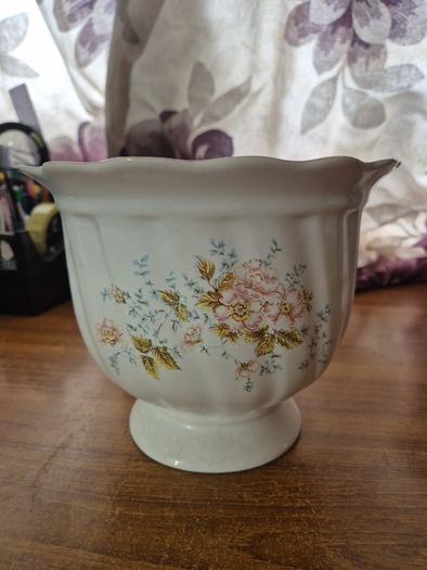 Vintage Ceramic Plant Pot