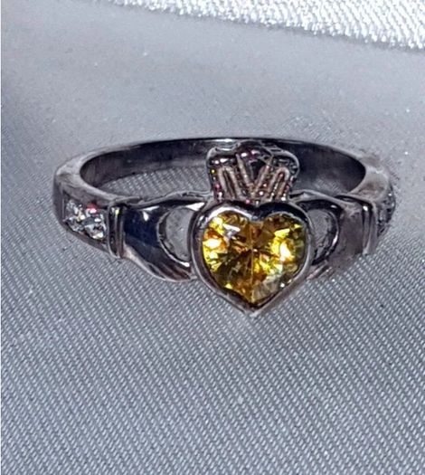 Vintage Sterling Silver Topaz Claddagh Ring