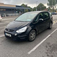 2014 (142) Ford S-Max. Black.