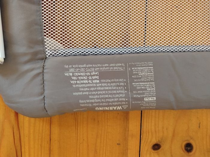 Bed rail. Dreambaby milan deluxe padded