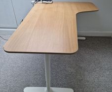 Adjustable height Desk Ikea Bekant
