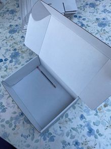 White Cardboard Packing Boxes